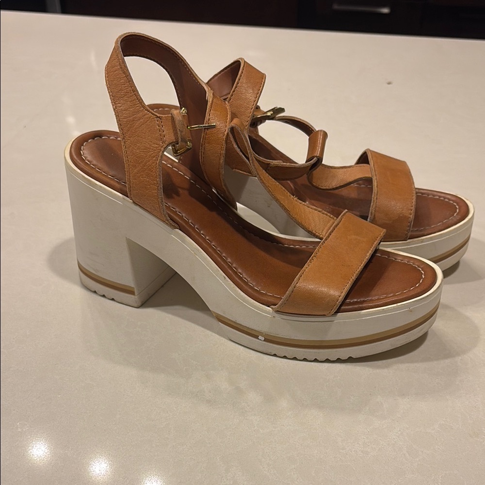 Women's Tan Leather Sandals